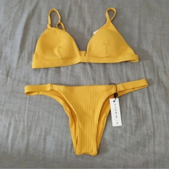 Vitamin A Bikini Set Moss Carmen Ribbed Yellow - Picture 2 of 9